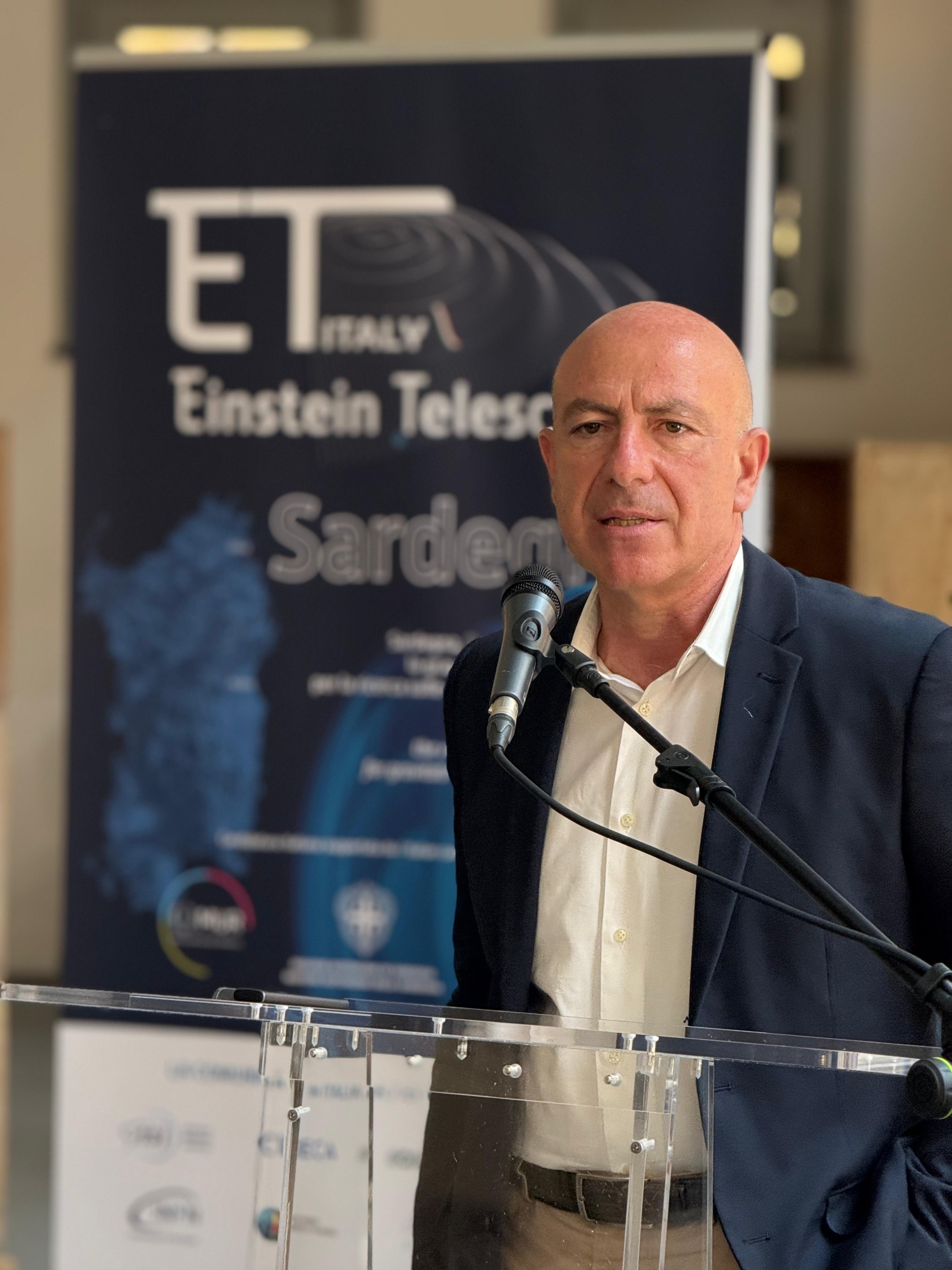 Massimo Carpinelli alla conferenza sul Sardinia Einstein Telescope