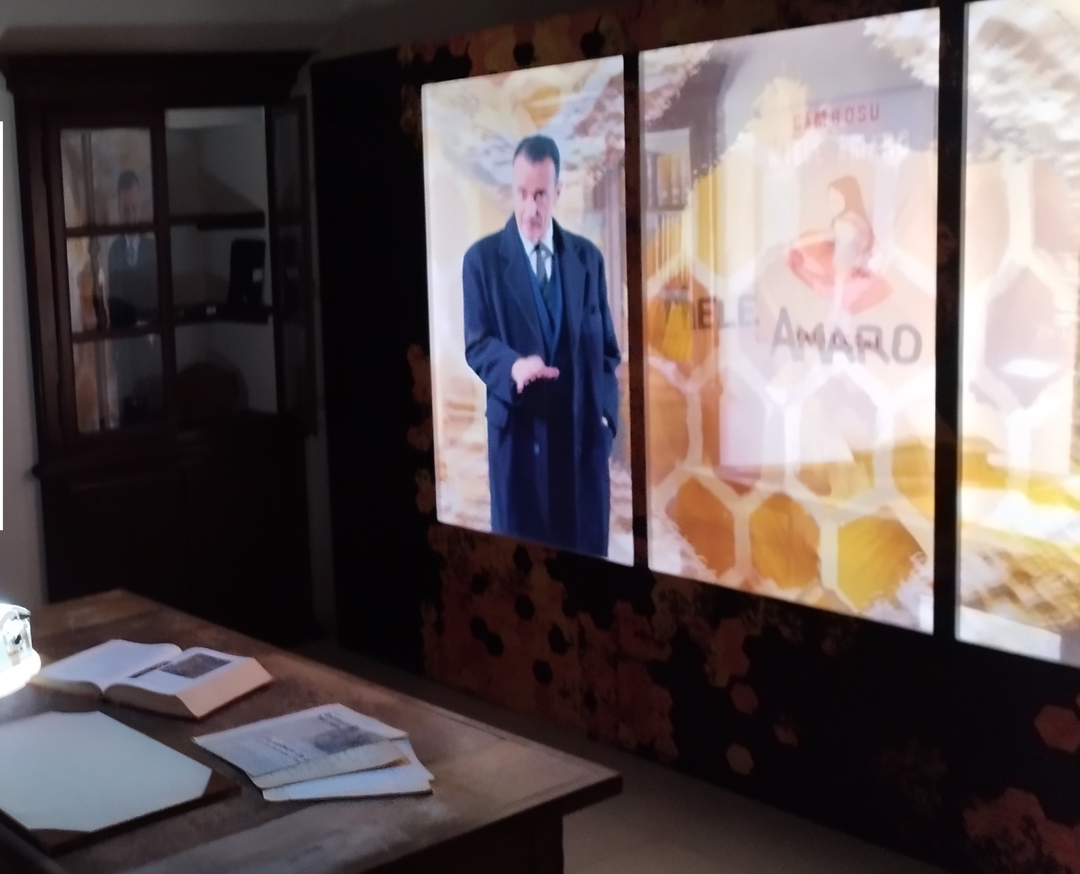Un'installazione interattiva nella Casa Museo dedicata a Salvatore Cambosu